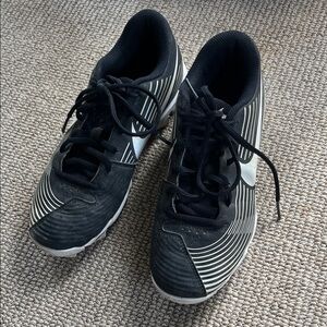 🥎Nike Athletic Softball Cleats